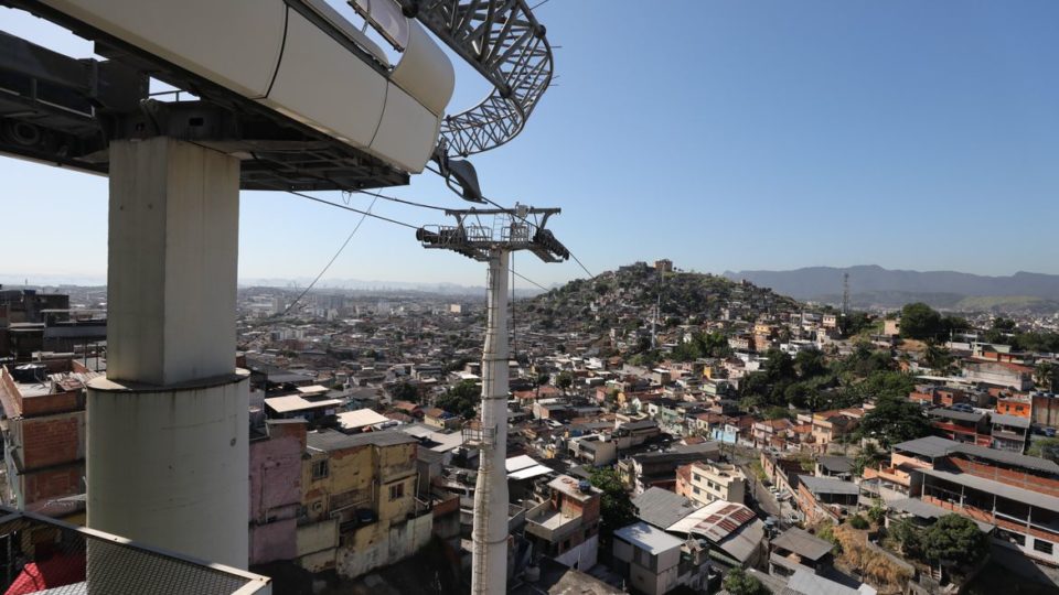Tráfico convocou moradores para desarticular operação policial no Complexo do Alemão