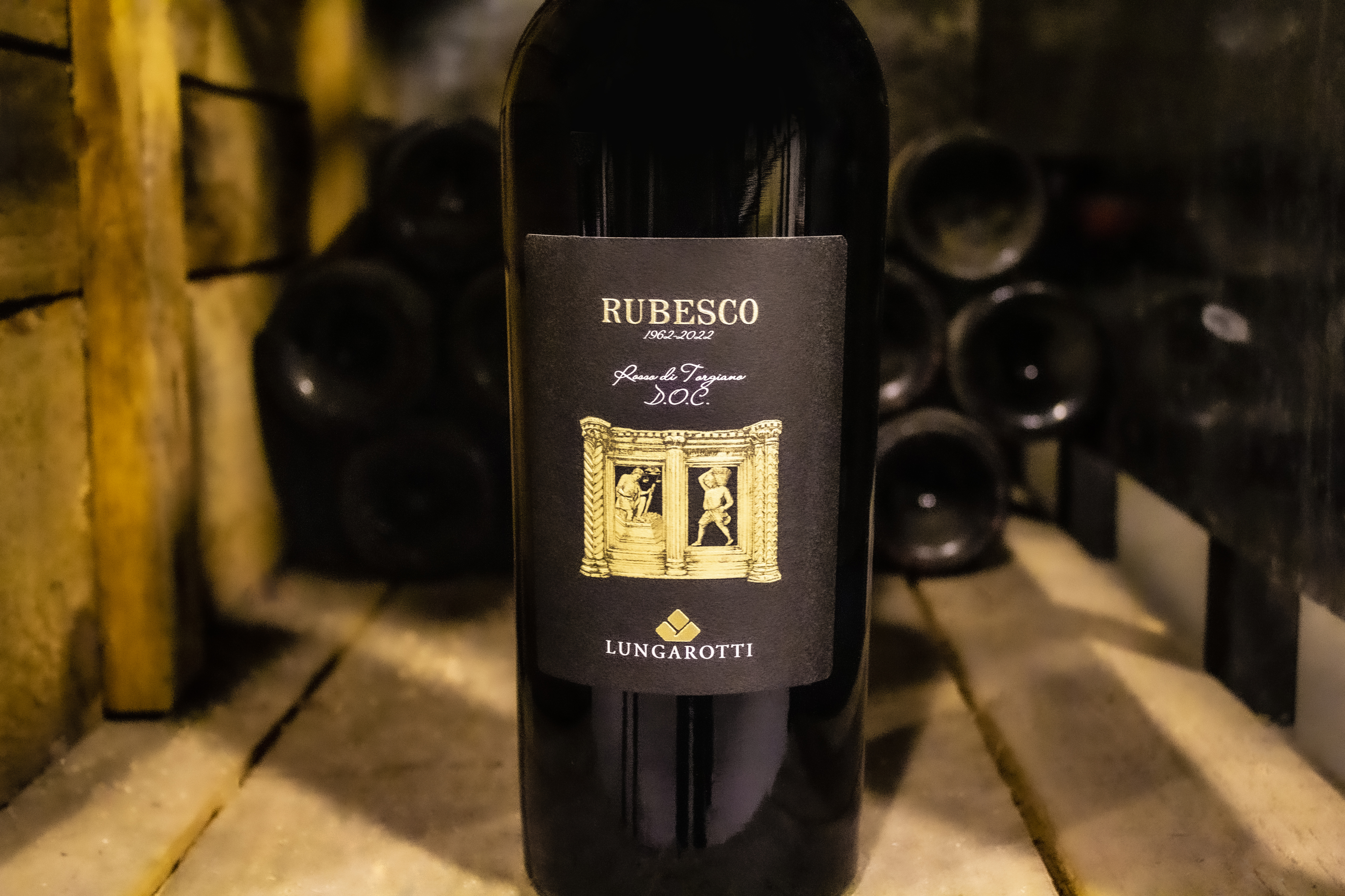 Vinho tinto icônico Rubesco comemora 60 anos
