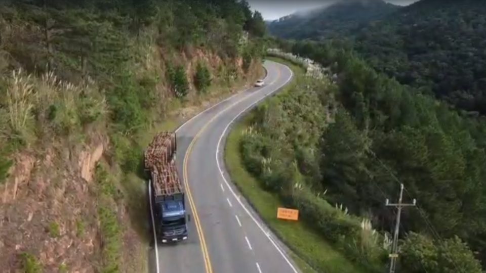 A Rota da Princesa tem 50km de extensão, 394 curvas e lindas paisagens entre os municípios de Rio Branco do Sul e Cerro Azul