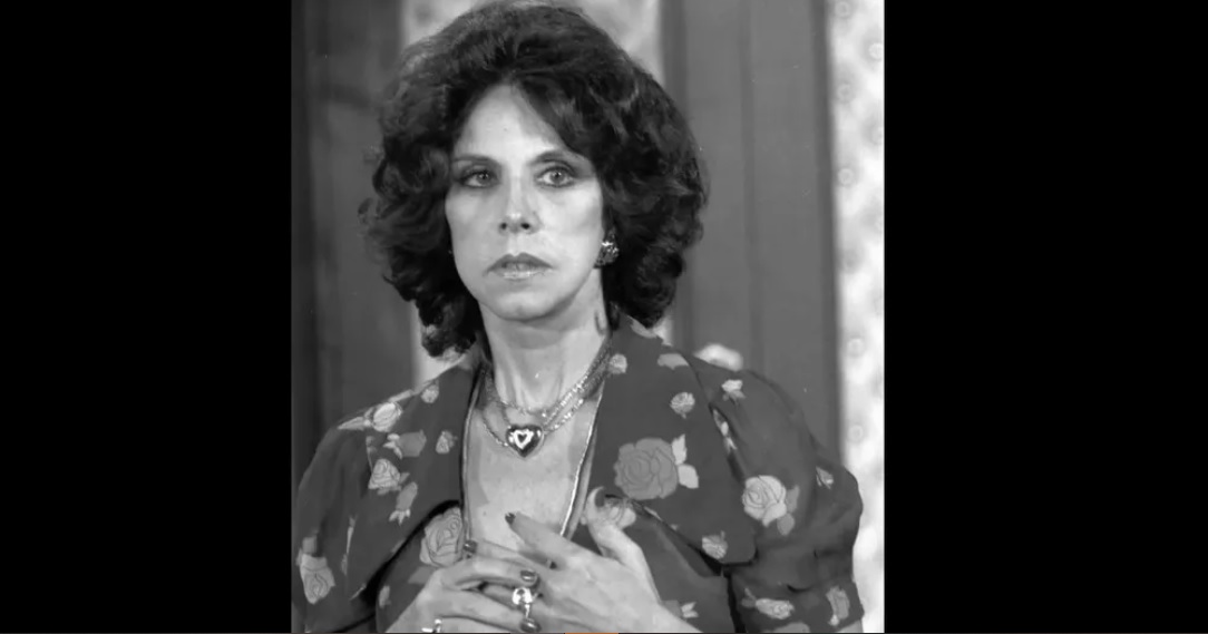Maria Fernanda interpretando a personagem Gilda Baldaracci na novela Pai Herói, de 1979