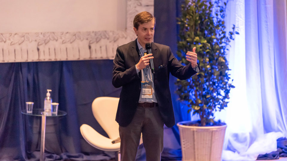 O presidente do GRPCOM, Guilherme Döring Cunha Pereira, fez a abertura do Fórum.