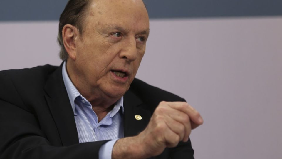 Democracia Cristã oficializa candidatura de Eymael à presidência da República