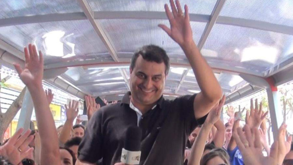 O empresário foi escolhido pelo partido Democracia Cristã (DC) para concorrer ao Executivo nas eleições de 2 de outubro