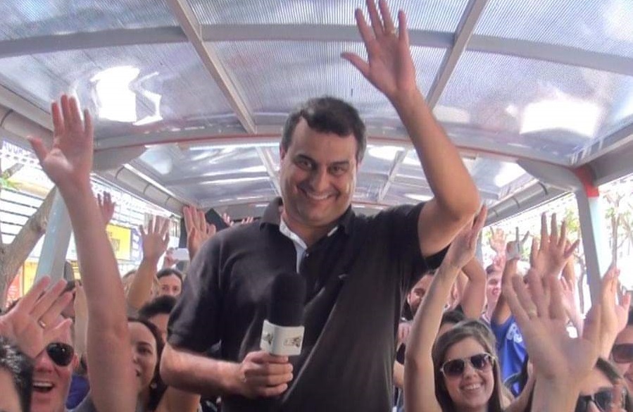 O empresário foi escolhido pelo partido Democracia Cristã (DC) para concorrer ao Executivo nas eleições de 2 de outubro