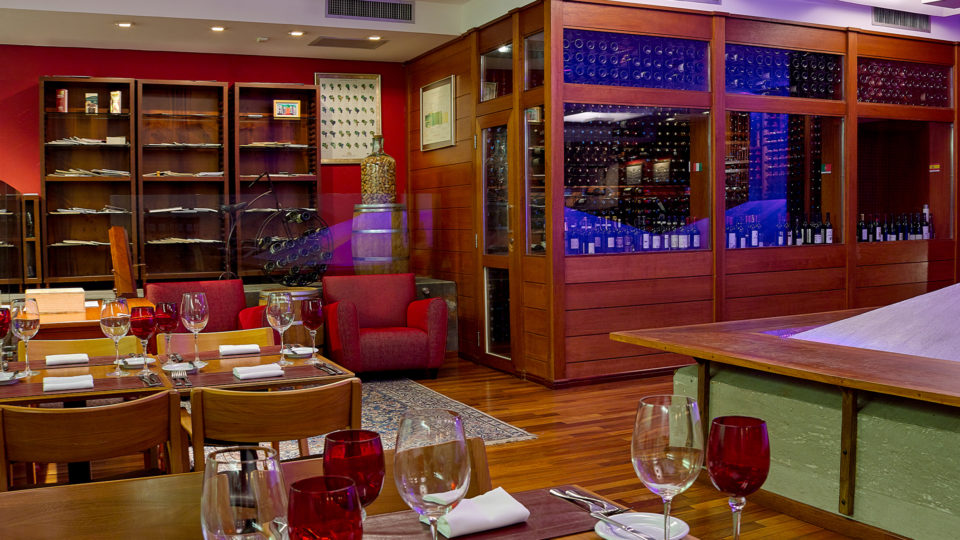 O Cave Bistrô no Bourbon Atibaia é perfeito para comemorações especiais.