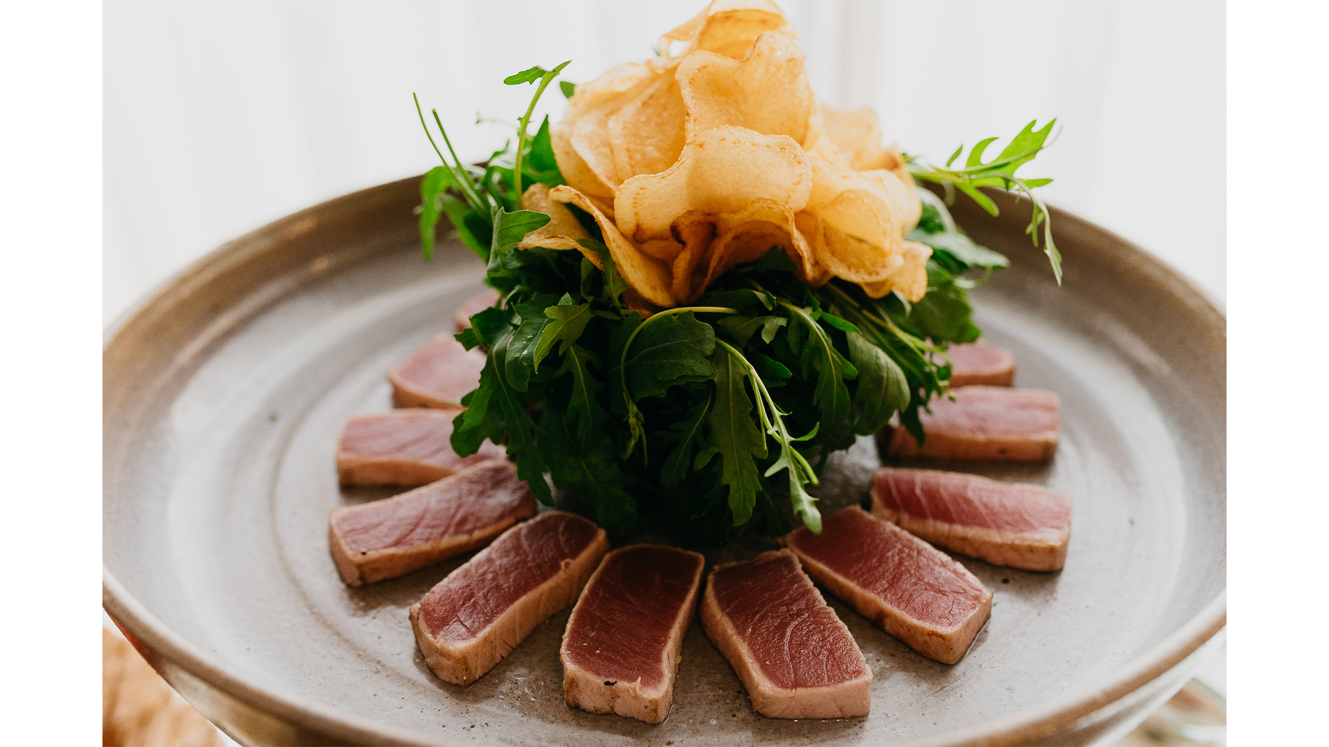 No Bourbon Wedding, os menus foram criados com todo o requinte e a elegância que seu casamento merece, em opções que irão agradar todos os convidados.