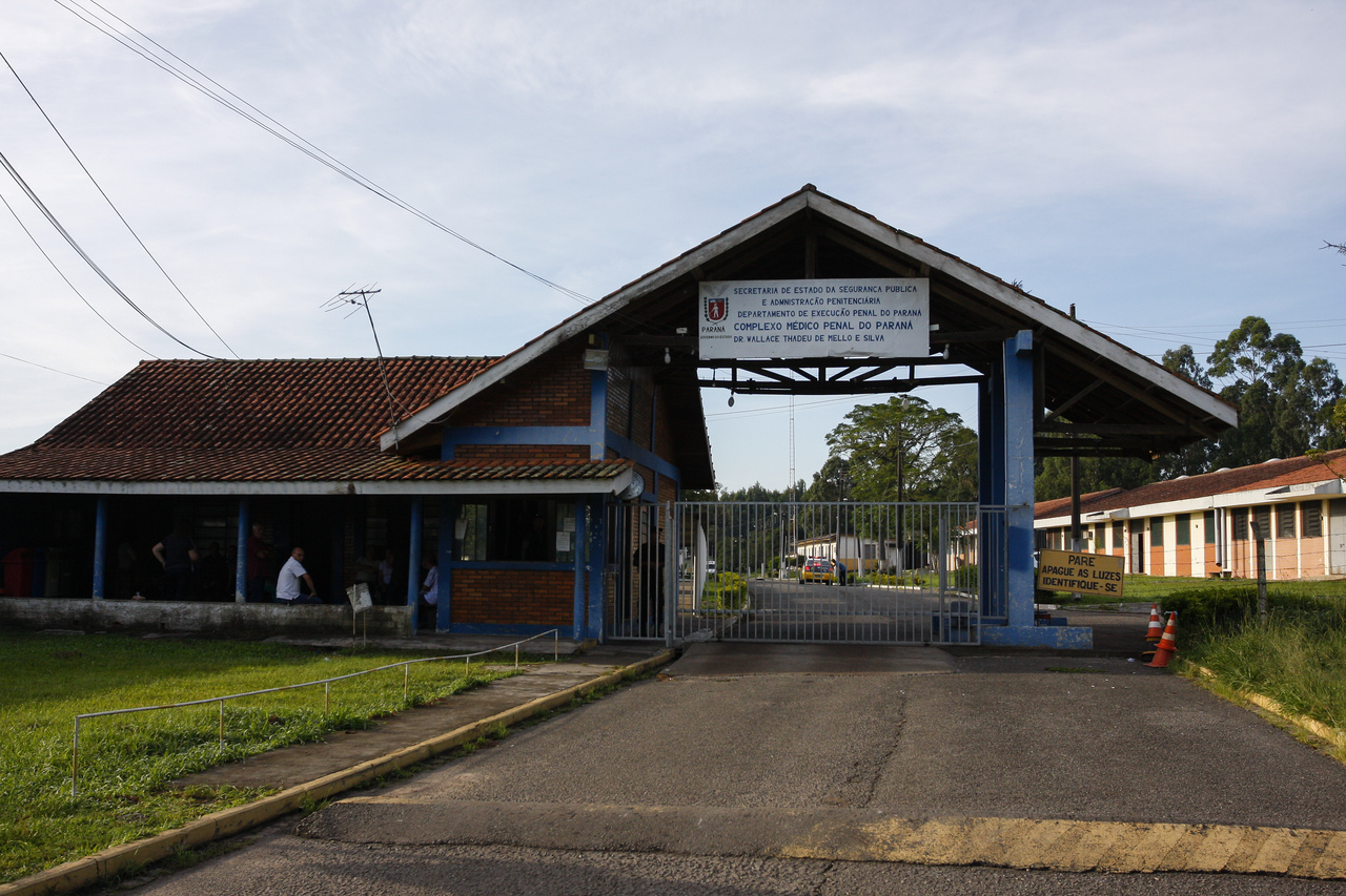 Complexo Médico Penal, em Pinhais, diz não ter estrutura para receber Jorge Guaranho.