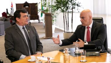 Paulo Sérgio Nogueira e Alexandre de Moraes no TSE