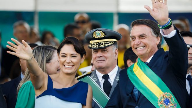 Em sabatina, Bolsonaro diz que não houve irregularidades em sua participação no 7 de setembro