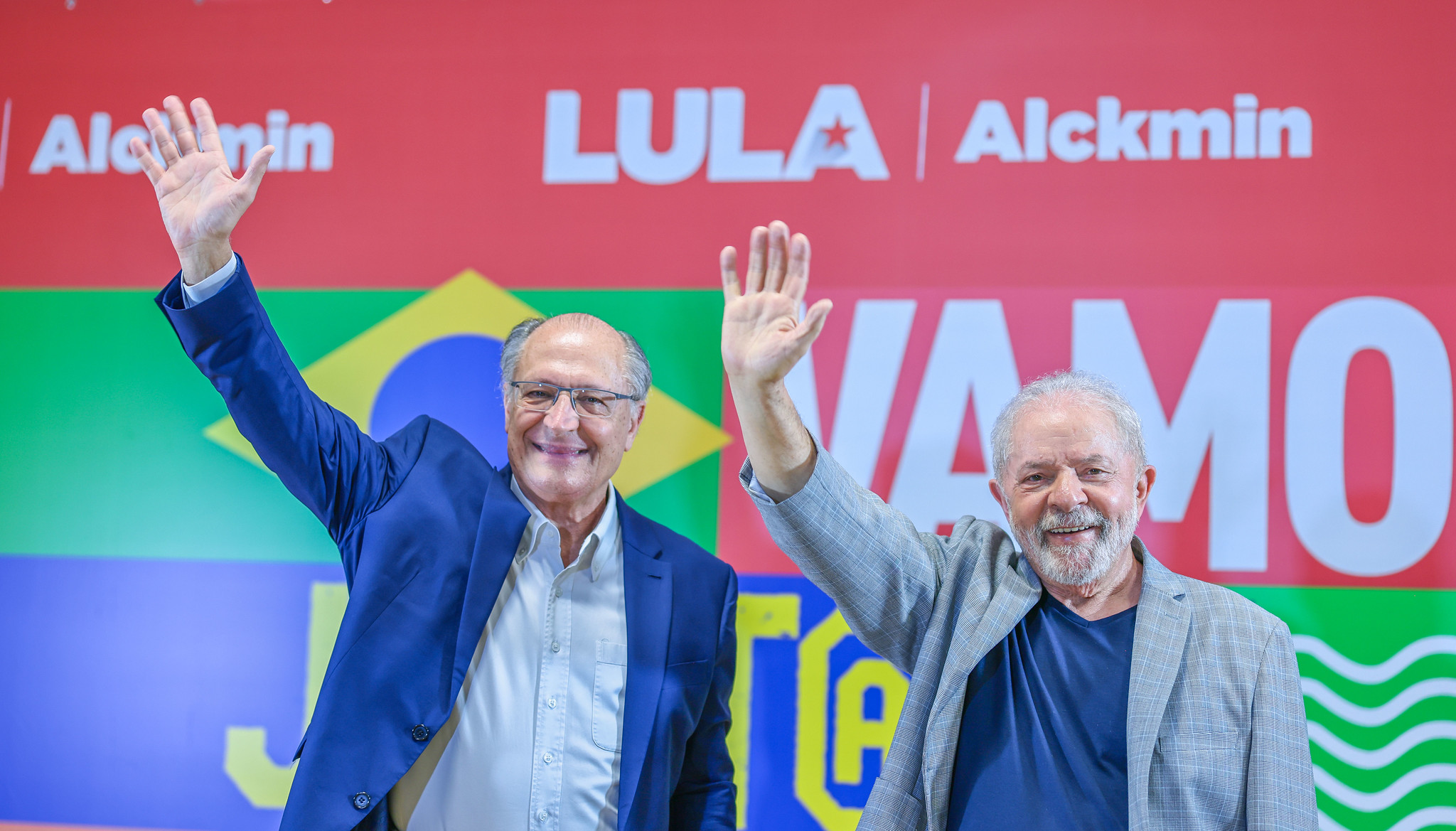 Lula e Alckmin vão se encontrar com governadores e senadores nesta quarta-feira (5).