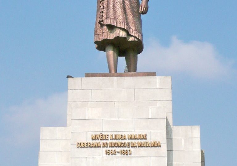 Rainha Ana de Souza