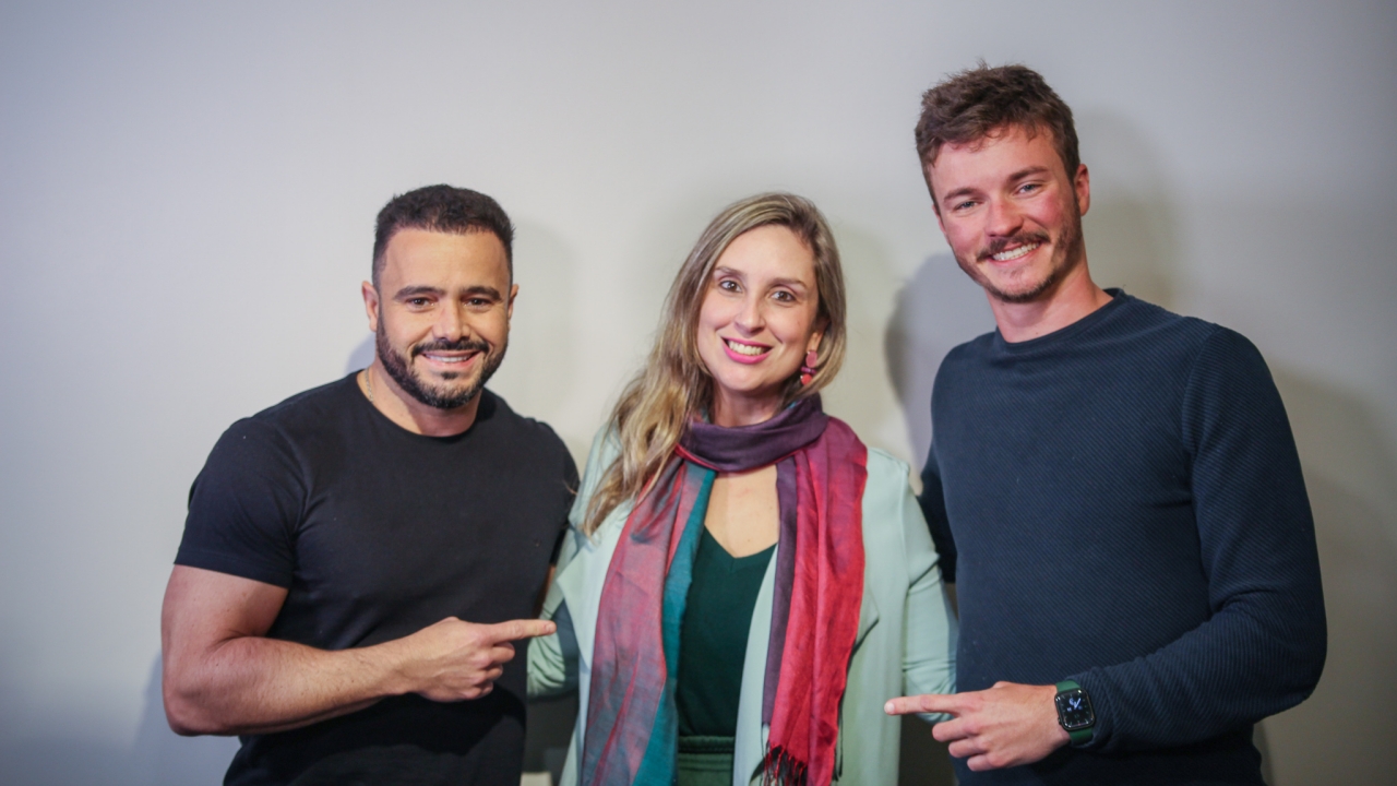 Antonella Satyro conversa com Papo Raiz sobre inteligência emocional
