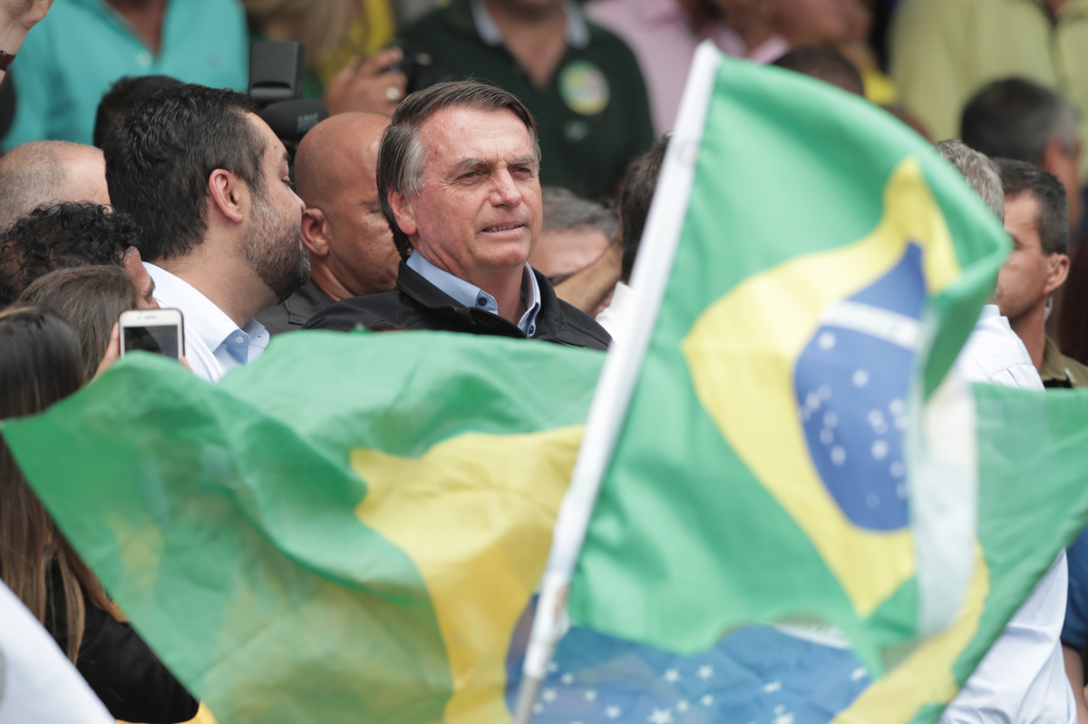 Bolsonaro obteve decisão favorável no TSE que impede que a campanha de Lula use fala sobre venezuelanas contra o presidente