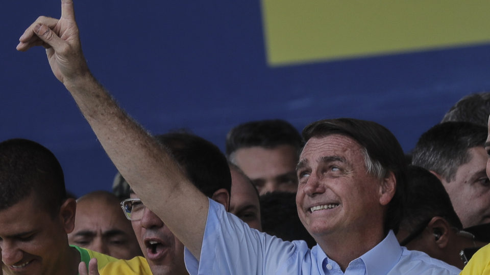 Bolsonaro durante ato de campanha em São Gonçalo (RJ), na campanha do segundo turno de 2022.