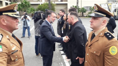 condecoração policiais guarapuava