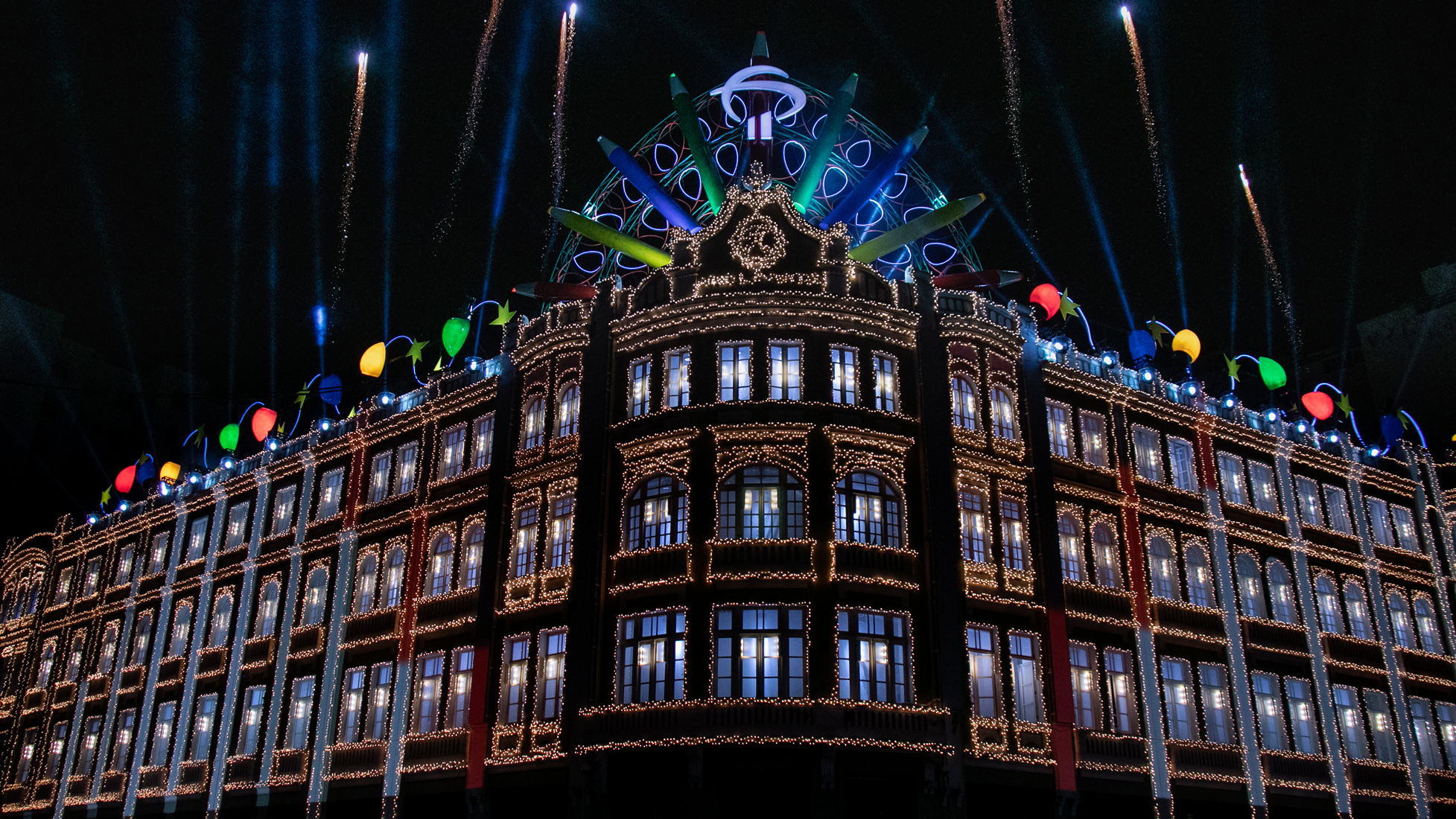 Depois de dois anos online, apresentação no Palácio Avenida voltará a ser presencial.