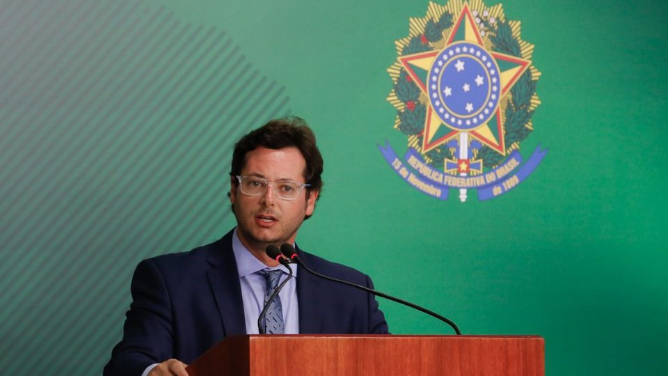 Supersalários: quem são os servidores que ganham mais do que ministros do STF