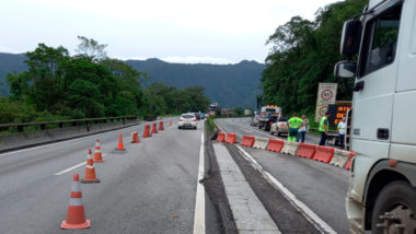 Desvio na BR-277, no km 42, em Morretes