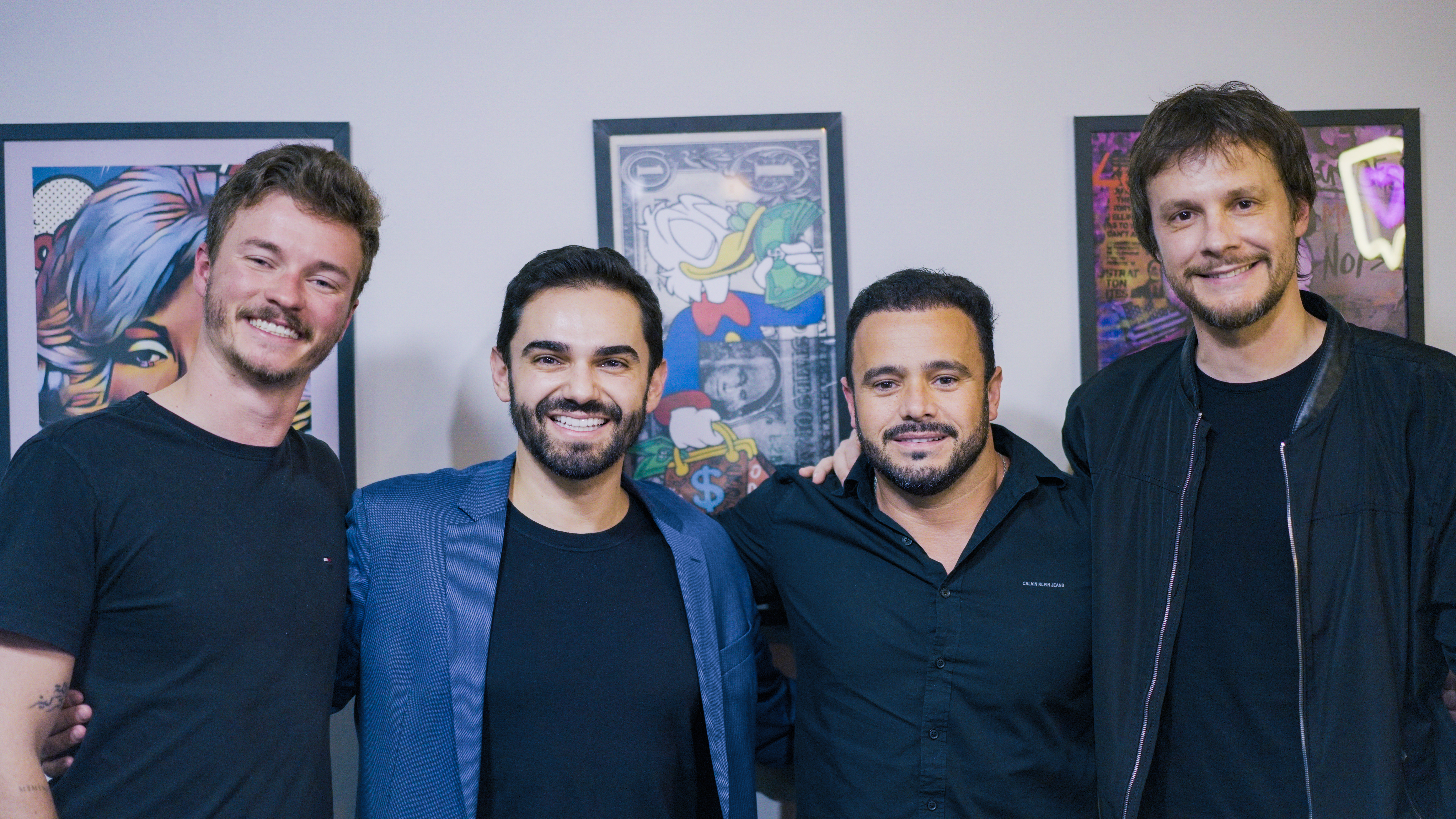 Lucas Ribeiro e Marcelo Finger em entrevista ao podcast Papo Raiz.