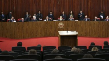 Sessão plenária no Tribunal Superior Eleitoral (TSE)