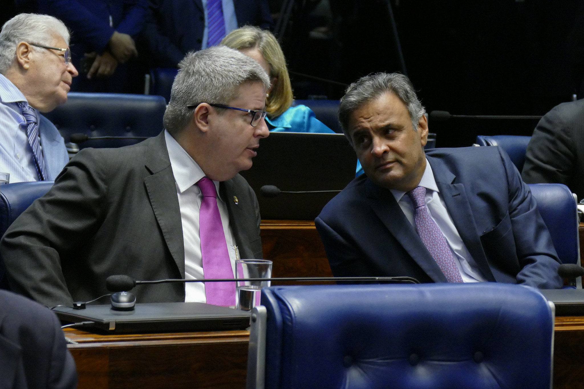 Antonio Anastasia e Aécio Neves em 2017, quando ambos eram senadores