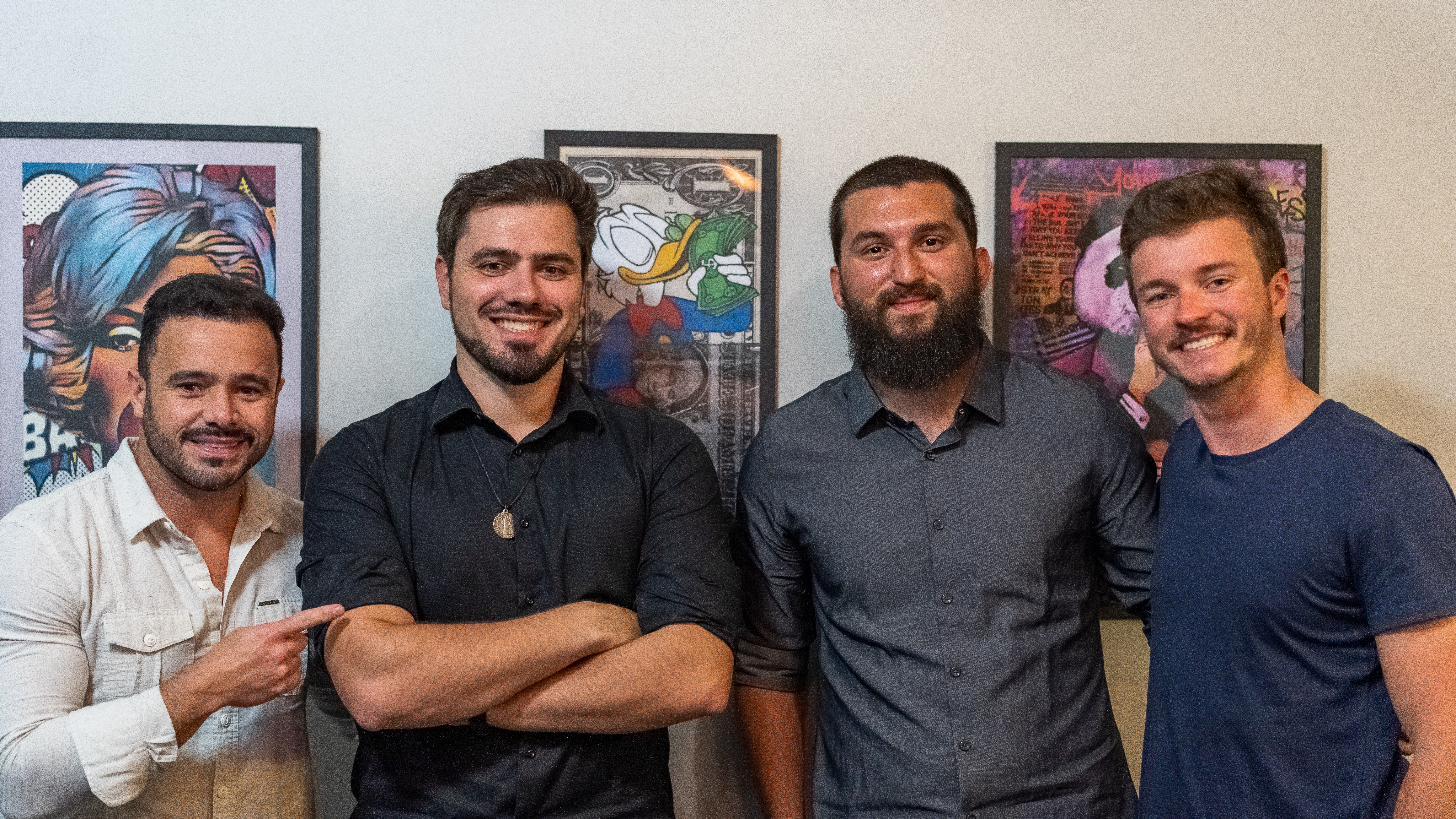 Papo Raiz entrevistou Eduardo Cordova, que é CEO da Market4u, e Guilherme Hathy, CTO da construtec La Decora.