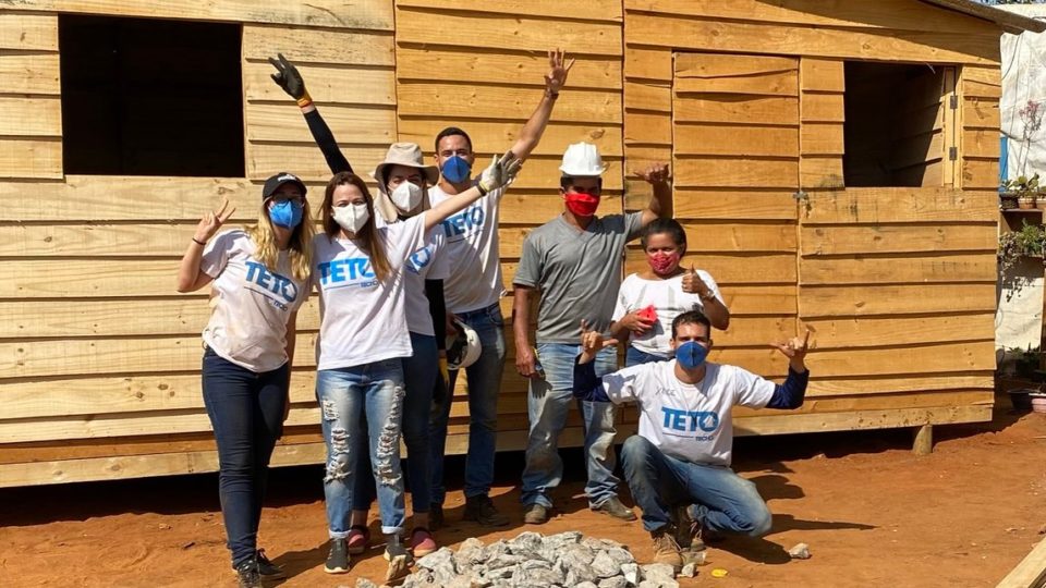 Valor arrecadado com a venda de ingressos será revertido para a ONG Teto Brasil.