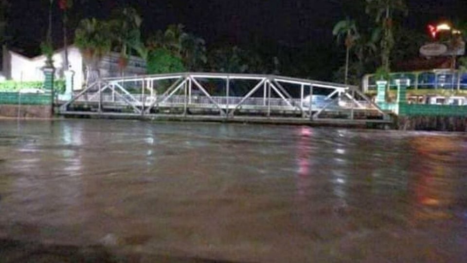 Morretes, no litoral do Paraná, está isolada