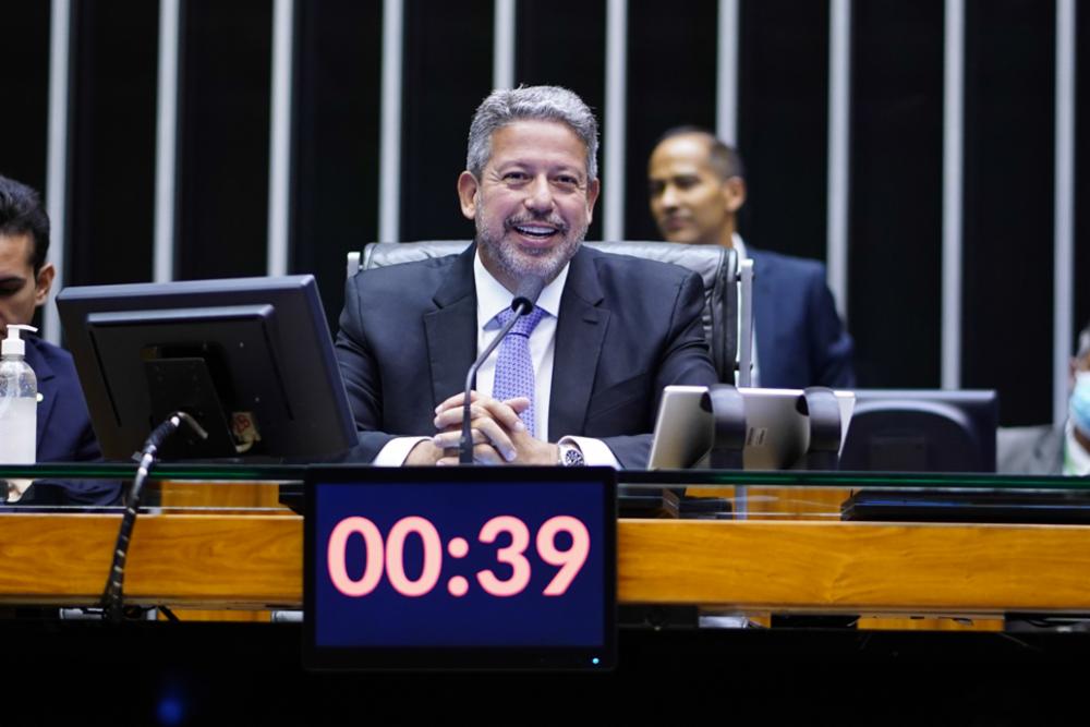 O presidente da Câmara dos Deputados, Arthur Lira (PP-AL), é favorito à reeleição na eleição da Mesa Diretora, em 1º de fevereiro