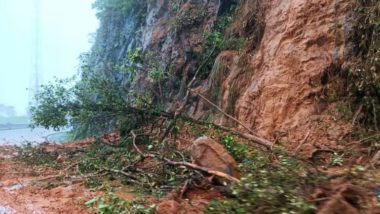Os bloqueios ocorrem em decorrência dos deslizamentos registrados após fortes chuvas que caíram no estado