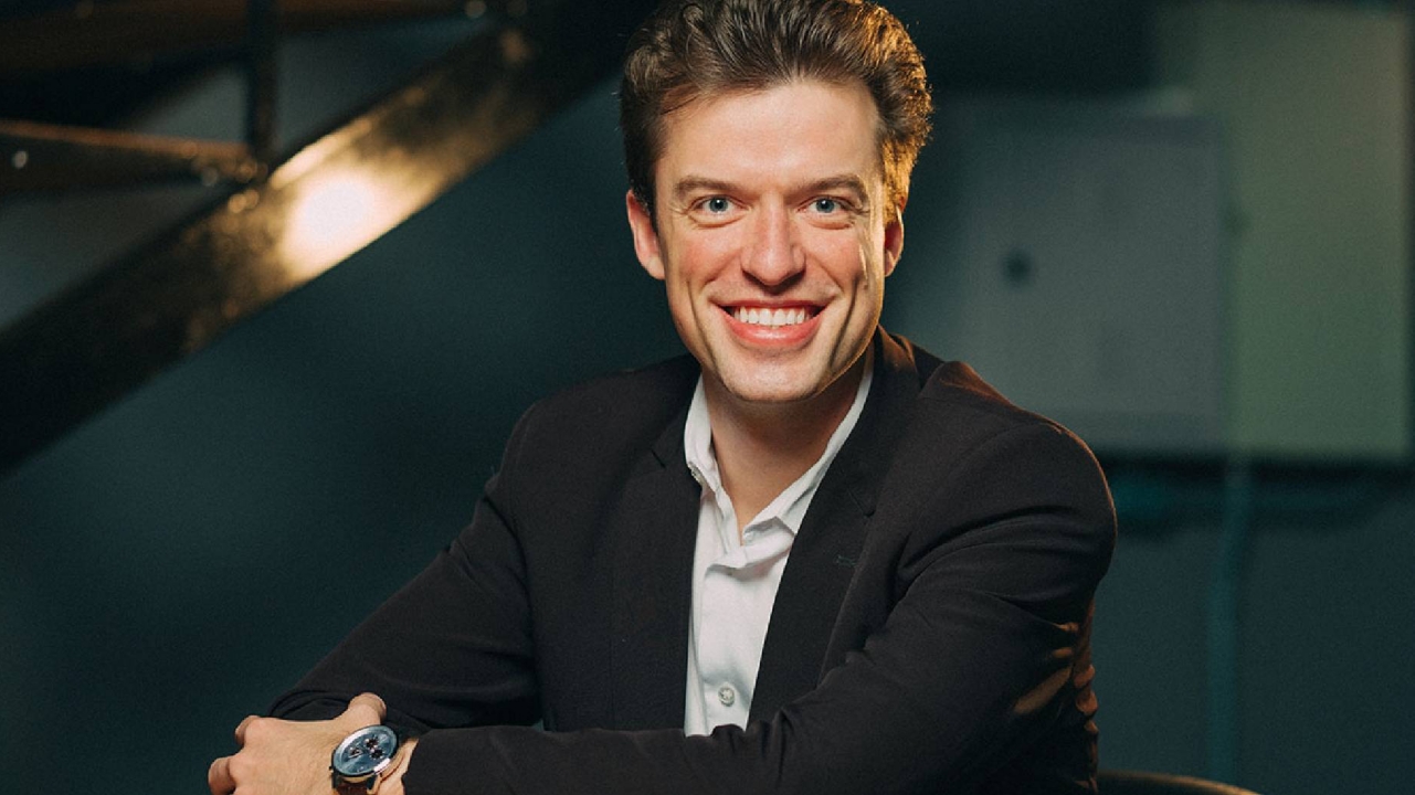 Arthur Igreja conversa com o podcast Papo Raiz