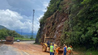 A região entre o km 39,5 e o km 42 foi atingida por deslizamento de terra e queda de rochas em dois segmentos nos últimos dias.