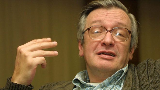 O rastro do Banco Master e a democracia encenada: lições de Olavo de Carvalho