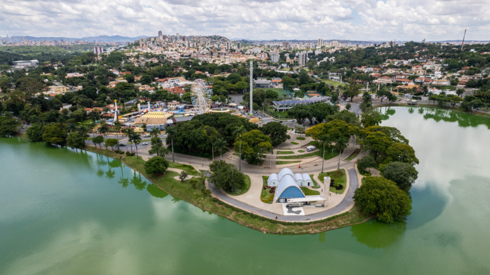 A Lagoa da Pampulha tem espaço para esportes náuticos, lazer e corrida