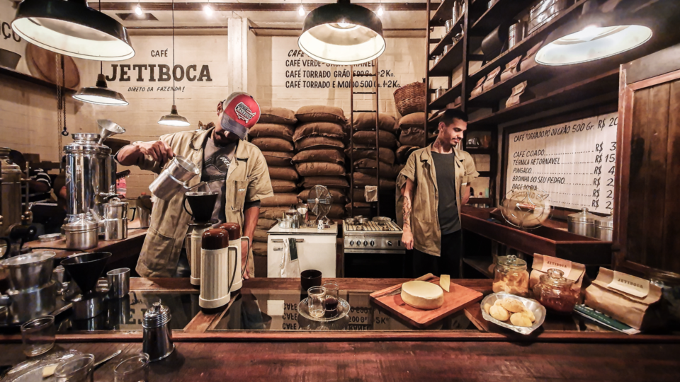 O Mercado Novo reúne bares e restaurantes típicos para você conhecer em Belo Horizonte
