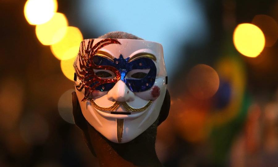 Black Bloc durante manifestação no Rio de Janeiro, em 2013