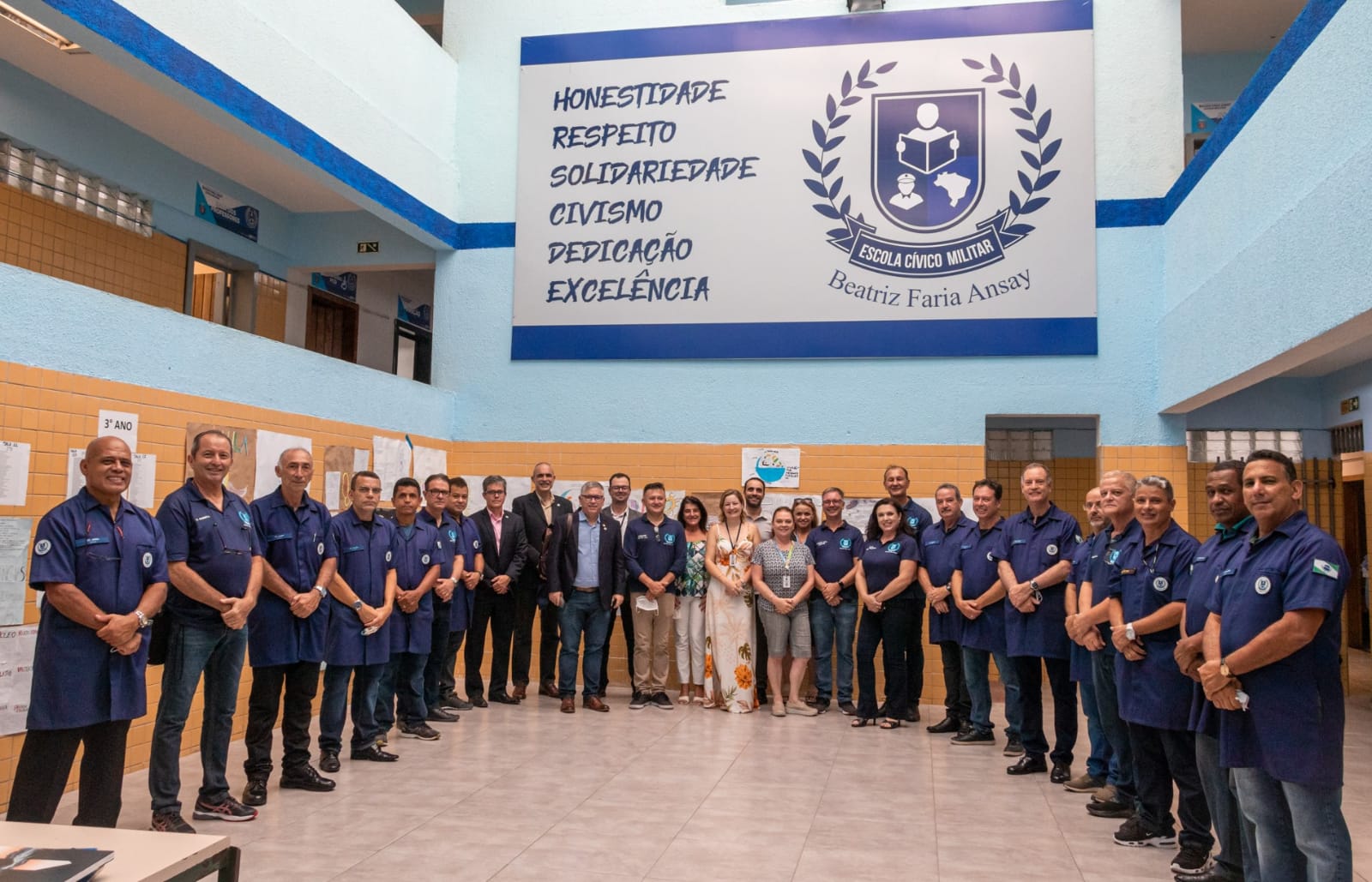 Escolas cívico-militares