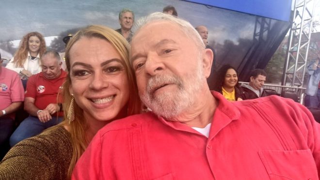 Travesti Symmy Larrat será secretária dos Direitos LGBTQIA+ de Lula - Gazeta do Povo