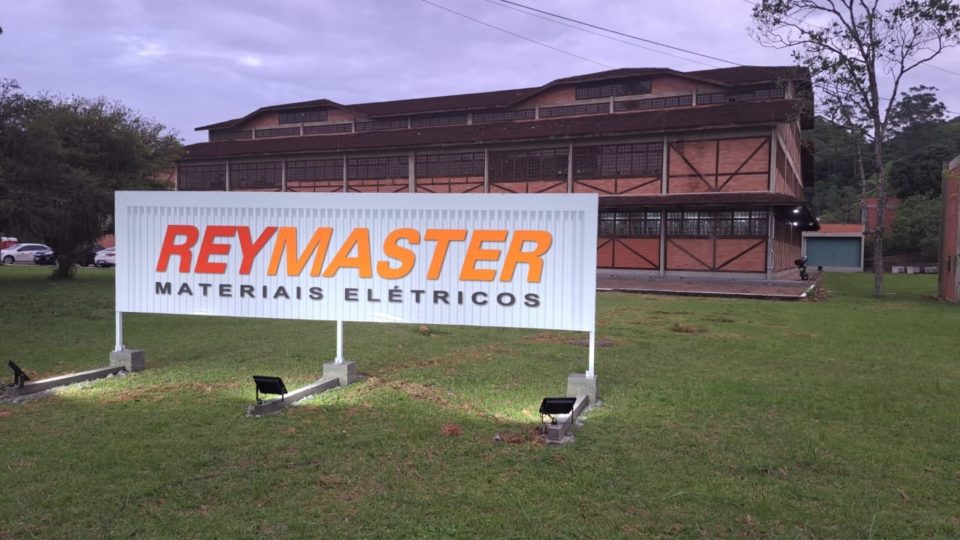 Novo Centro de Distribuição da Reymaster fica em Joinville.