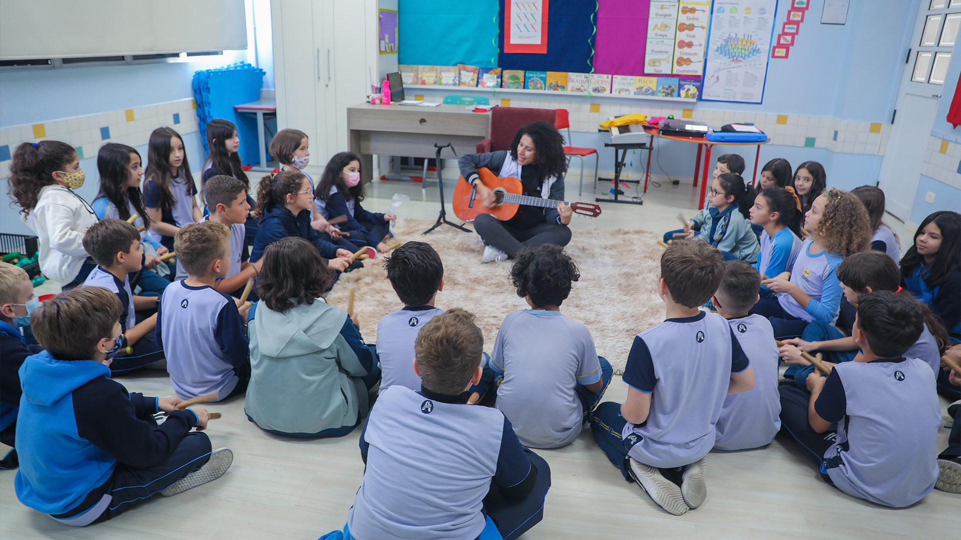 A autonomia das crianças deve ser estimulada em casa e na escola