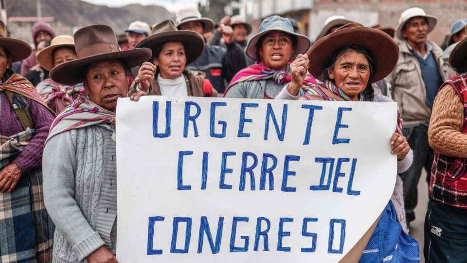 Manifestantes no Peru