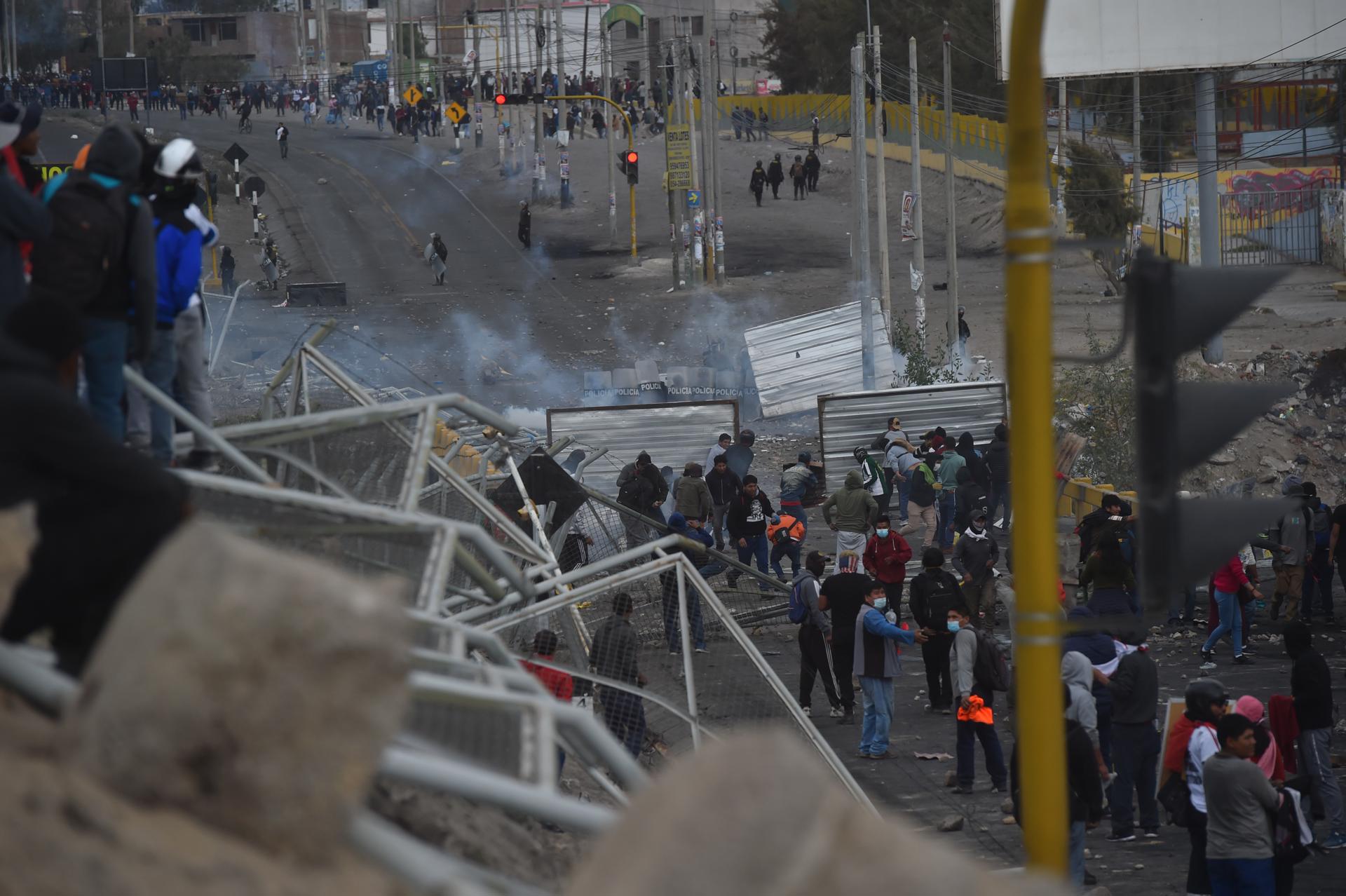 Protesto no aeroporto de Arequipa, Peru