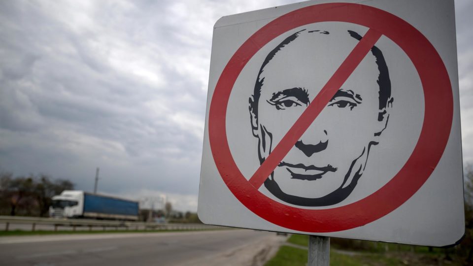Placa contra Putin na Ucrânia