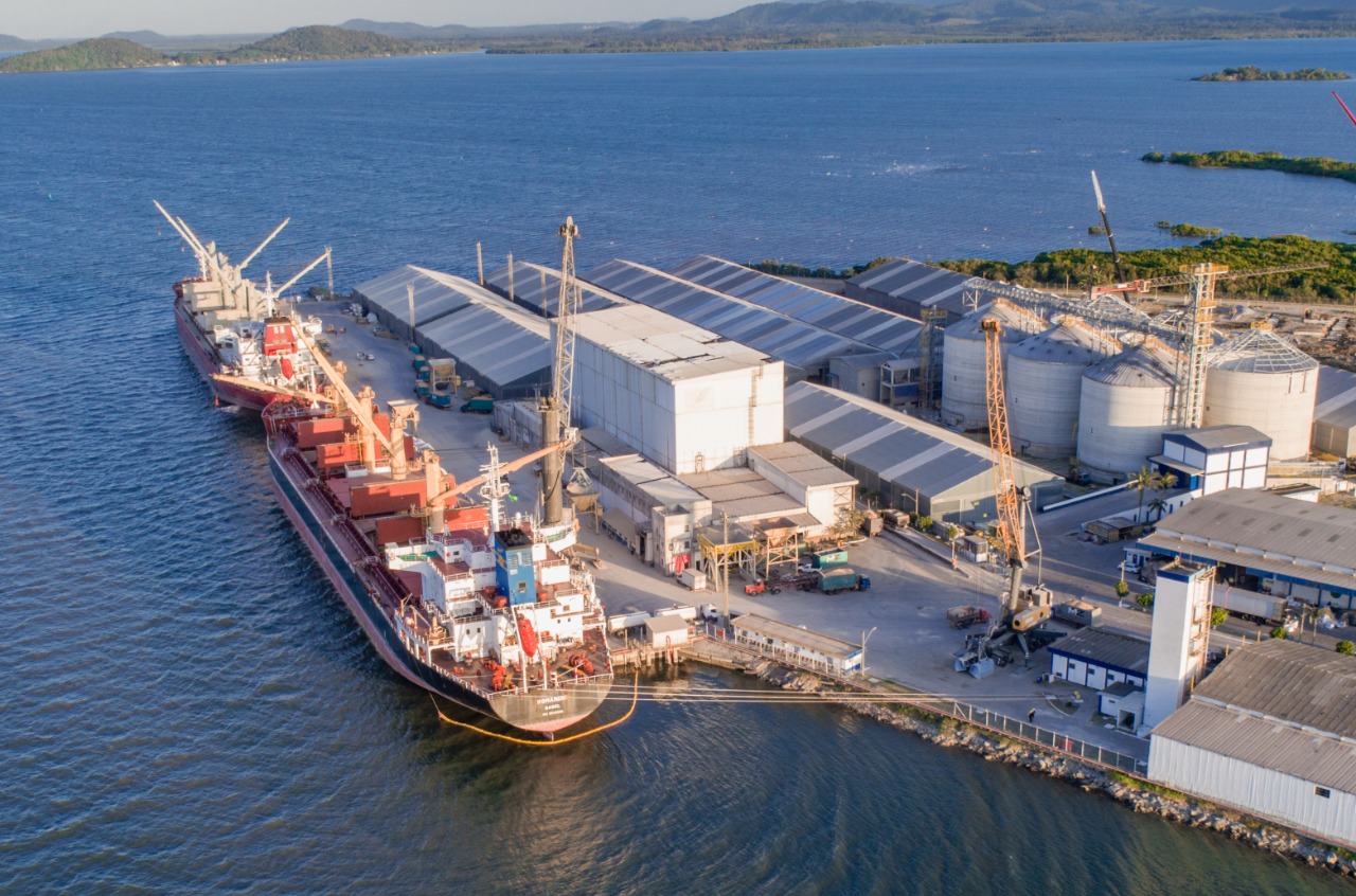 Porto de Antonina projeta crescimento de 65% para 2023.