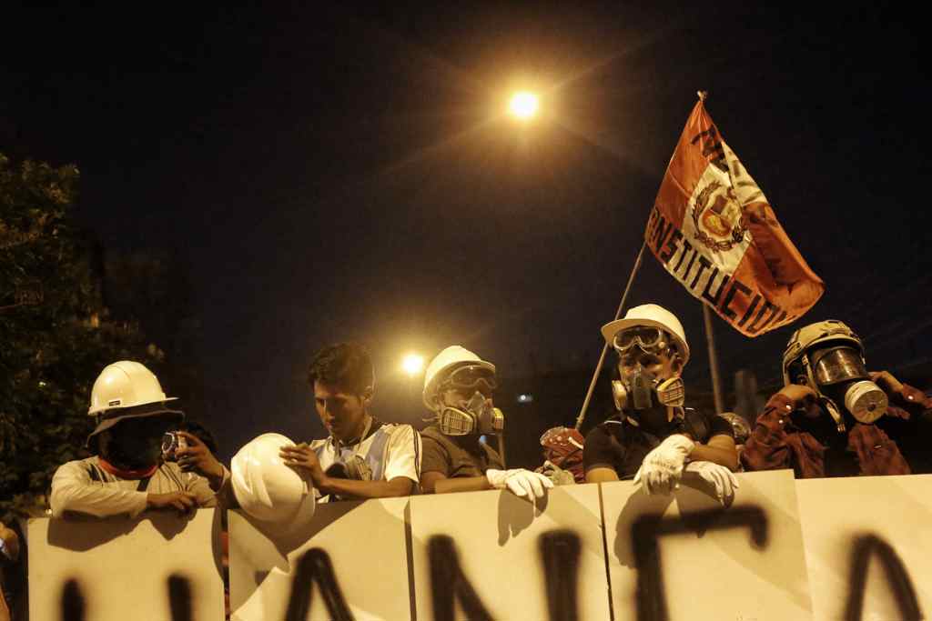 Nova marcha contra o governo em Lima reúne milhares de peruanos