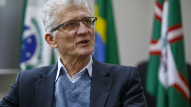 Secretário da Agricultura do Paraná alerta para medidas urgentes contra a influenza aviária