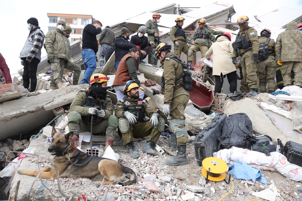 EUA irão permitir por 180 transações financeiras para a Síria