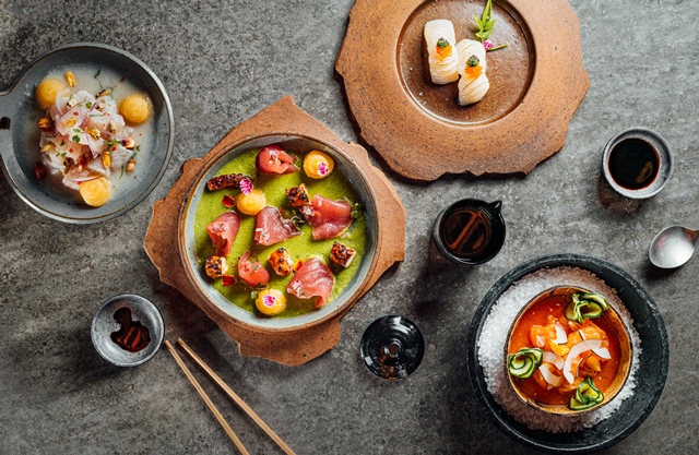 Ceviche Classic, Tiradito Jalapeño, Niguiri Vieira e Ceviche Salmão.