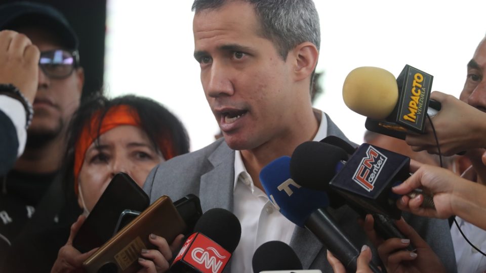 Oposição venezuelana escolherá seu candidato presidencial em 22 de outubro