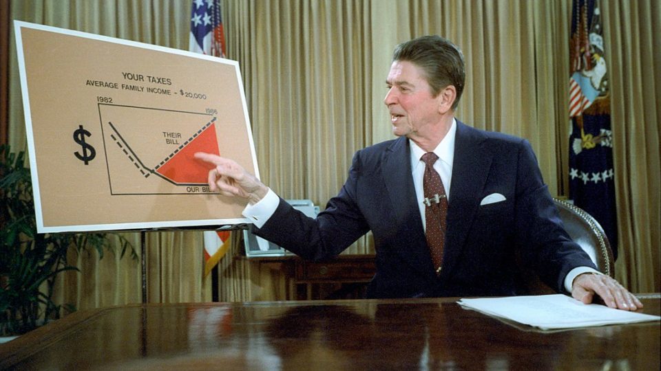 Ronald Reagan, em julho de 1981, descrevendo seu plano de redução de impostos